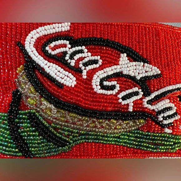 VINTAGE: small, beaded wristlet bag - Picture 13 of 13